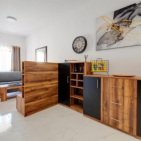 Idyllic Apartment Steps From The Promenade Sliema Exterior foto