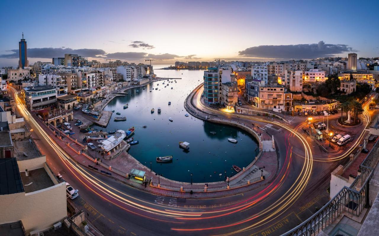 Idyllic Apartment Steps From The Promenade Sliema Exterior foto